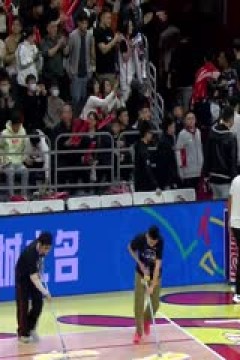 CBA常规赛第39轮 广东华南虎VS浙江稠州金租 20240205(明星机位-胡明轩)